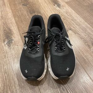 On Running women’s Black Athletic Shoes